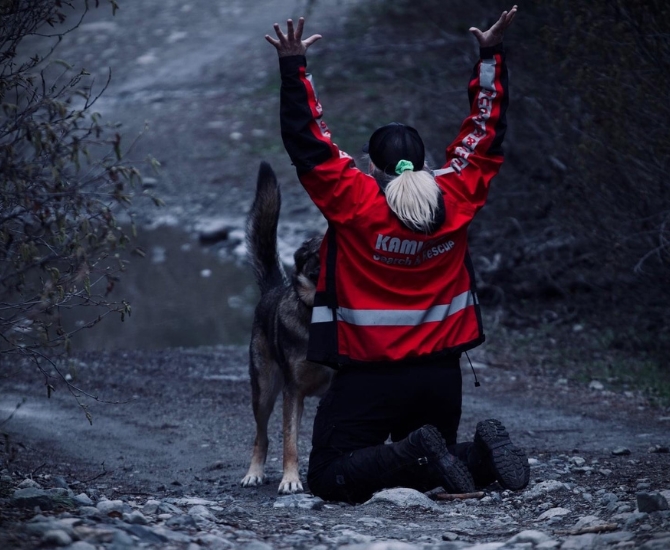 Search and rescue volunteer finds training her own search dog a rewarding experience